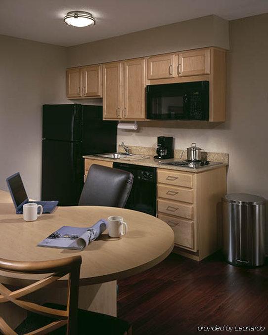 Candlewood Suites Chambersburg By Ihg Room photo